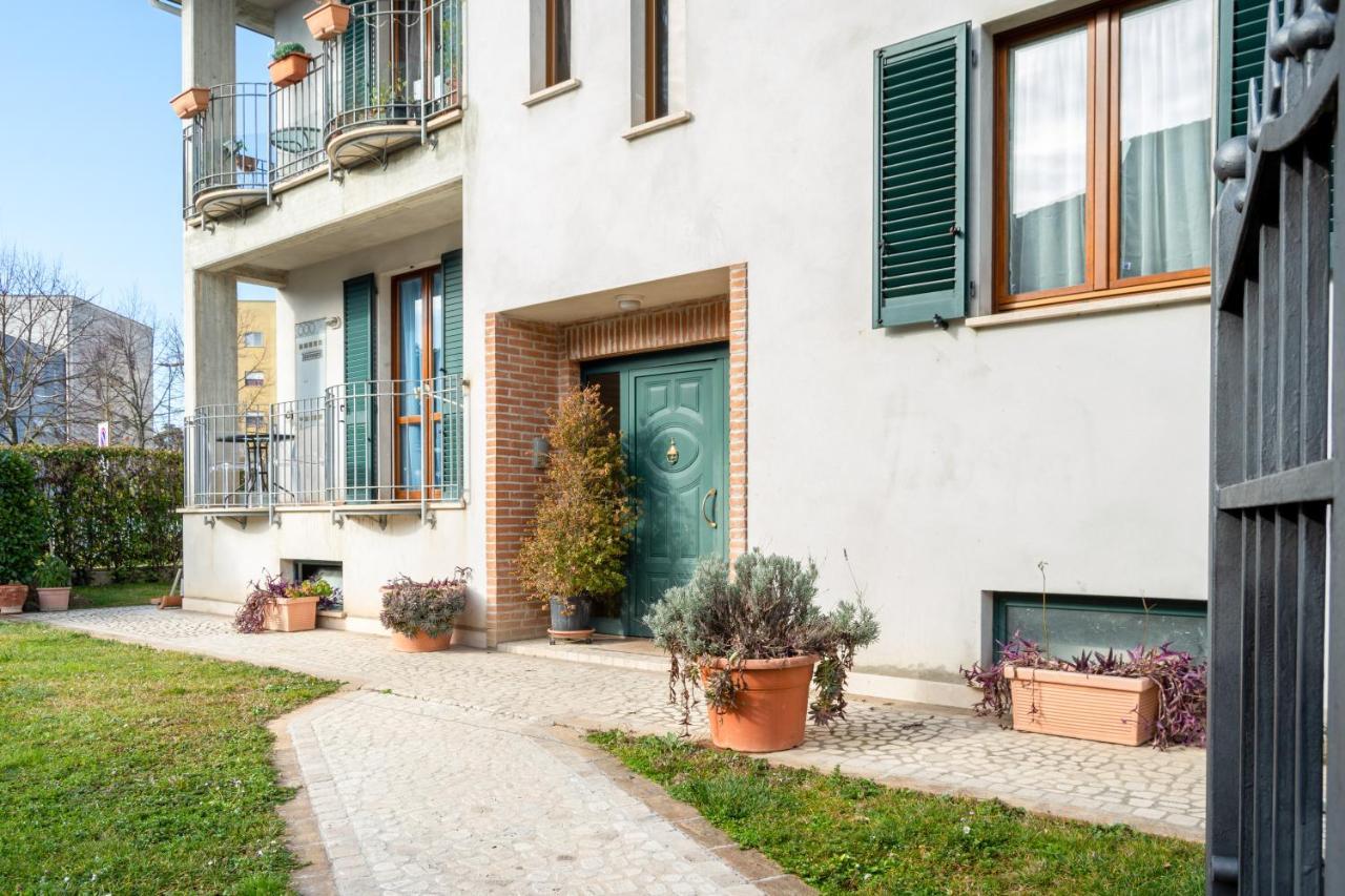 Casa Del Giardino Bright Apartment Bastia Umbra Εξωτερικό φωτογραφία